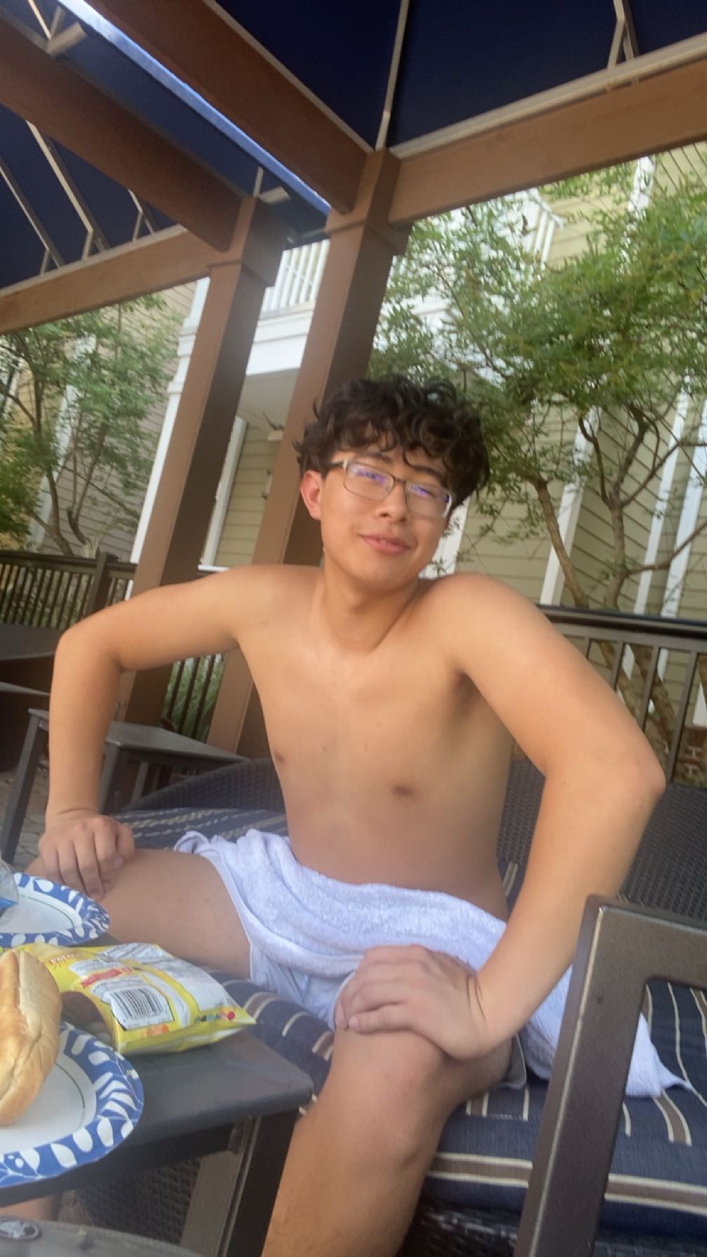 curly hair yong!